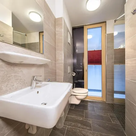 Modern With Garden, With Access To Sauna Lejlighed *
