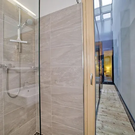 Apartment Modern With Garden, With Access To Sauna *